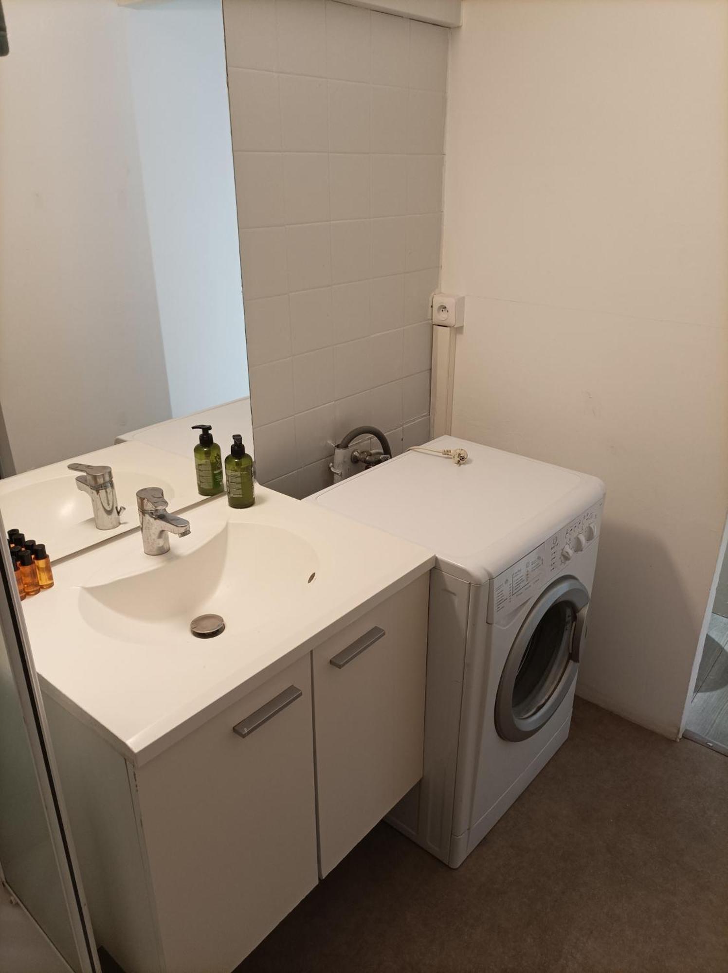 "La Cle Des Champs"-Meuble De Tourisme 3 Etoiles -Residence "Les Logis De Beziers"-Garage Optionnel-Coeur De Ville-Plages A 16Km ! المظهر الخارجي الصورة